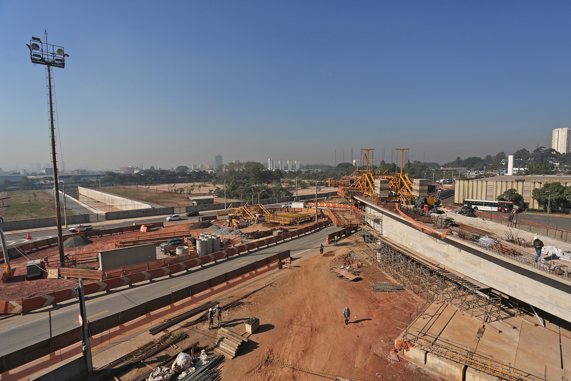 dez grupos de empreiteiras levaram mais de 60 do que sao paulo licitou em mobilidade na decada img2