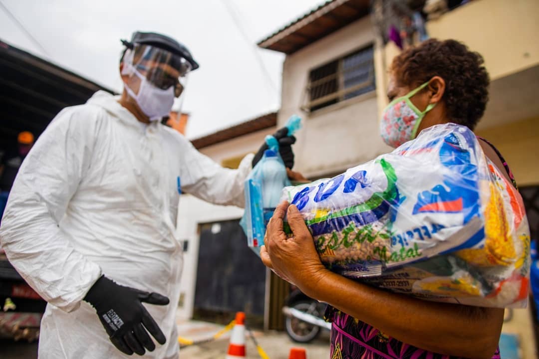 Na linha de frente contra a Covid-19, mulheres lutam para se apoiar em favelas do Brasil 9 na linha de frente contra a covid 19 mulheres lutam para se apoiar em favelas do brasil img1