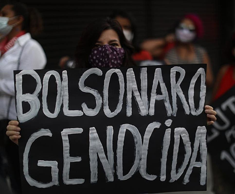 Defensores de tratamento precoce contra a covid-19 atacam perfil Sleeping Giants 17 Protesto_Bolsonaro_Genocida2