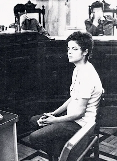 dilma2Bjovem2B19702Bfoto2Biconica2Bcoragem