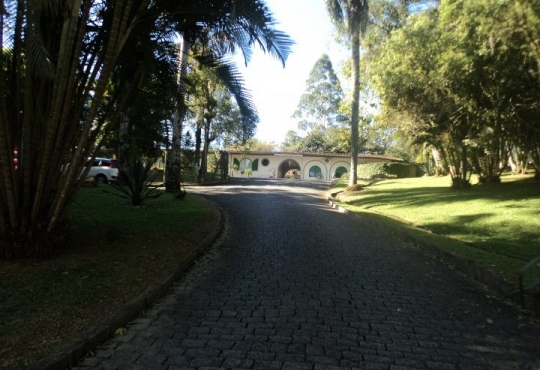 fachada cagere familiares de pacientes e ex funcionarios denunciam casa de assistencia em sc por maus tratos