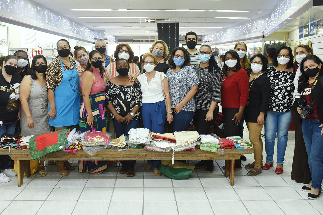 Loja “Encontro das Artes” com produtos da Economia Solidária no Centro de Campos/RJ 12 95b1d67c9efa055b823e44eb83ed98a5