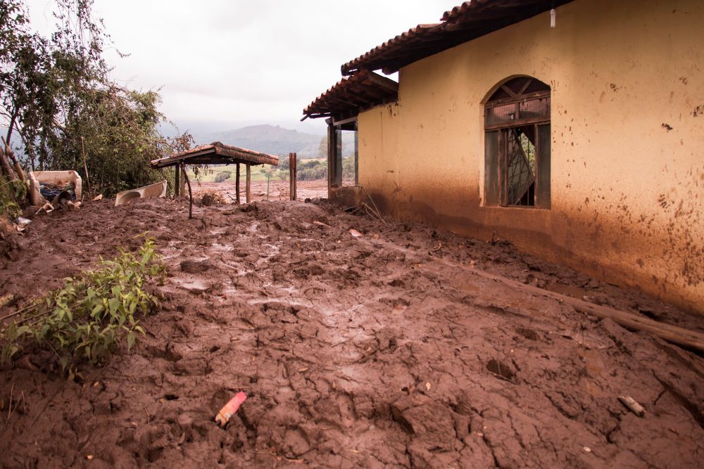 “Hoje, no Brasil, nós temos cerca de 22 mil barragens”, diz coordenadora nacional do MAB 58 Casa atingida por lama após tragédia da barragem de Brumadinho