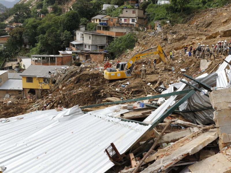 Thelma Krug: IPCC mostra que mudanças no clima tornaram Brasil altamente vulnerável 11 Imagem mostra deslizamento de terra em Petrópolis devido à mudanças no clima