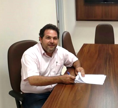 A cada cinco doadores da campanha de Bolsonaro, um tem multa no Ibama 8 foto2 jose de castro aguiar filho prefeitura flora rica a cada cinco doadores da campanha de bolsonaro um tem multa no ibama