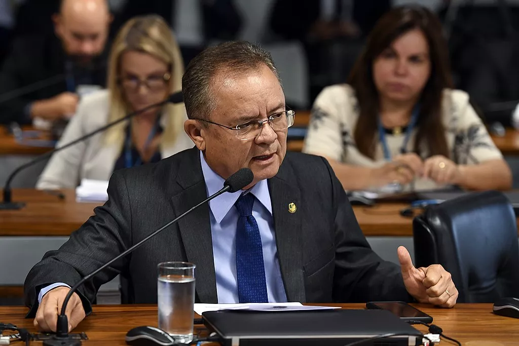 zeca marinho edilson rodrigues agencia senado chama o zequinha como um senador abriu as portas do governo a grileiros da amazonia