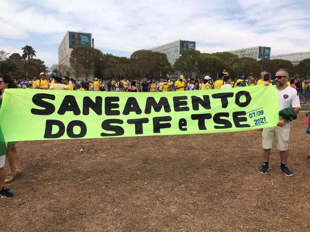 A “estratégia discursiva” dos cartazes que pediram golpe no 7 de setembro 9 rubens valente saneamento do stf 1 1
