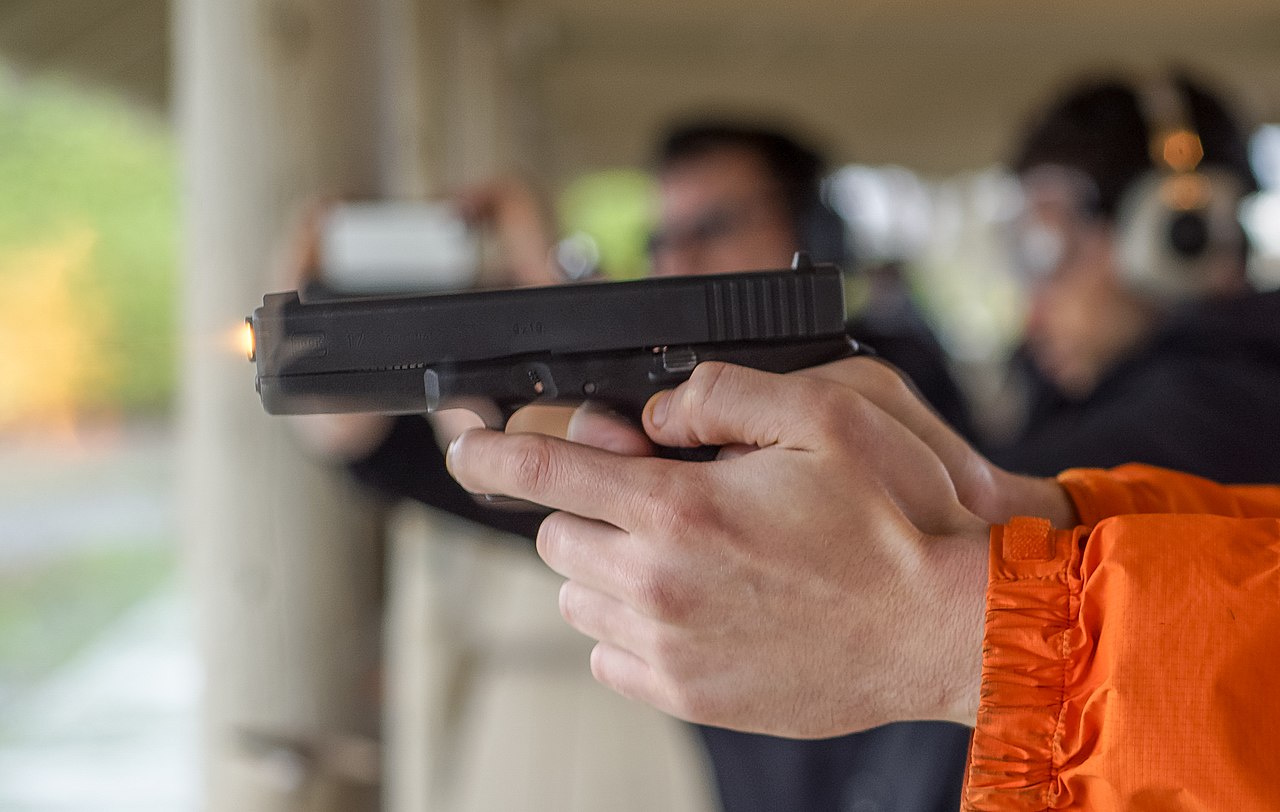 Feminicídio armamentista: calibres liberados por Bolsonaro são usados para matar mulheres 34 Foto1 Feminicidio armamentista calibres liberados por Bolsonaro sao usados para matar mulheres