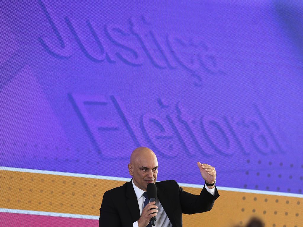 Foto1 O drible da PRF a ordem de Moraes